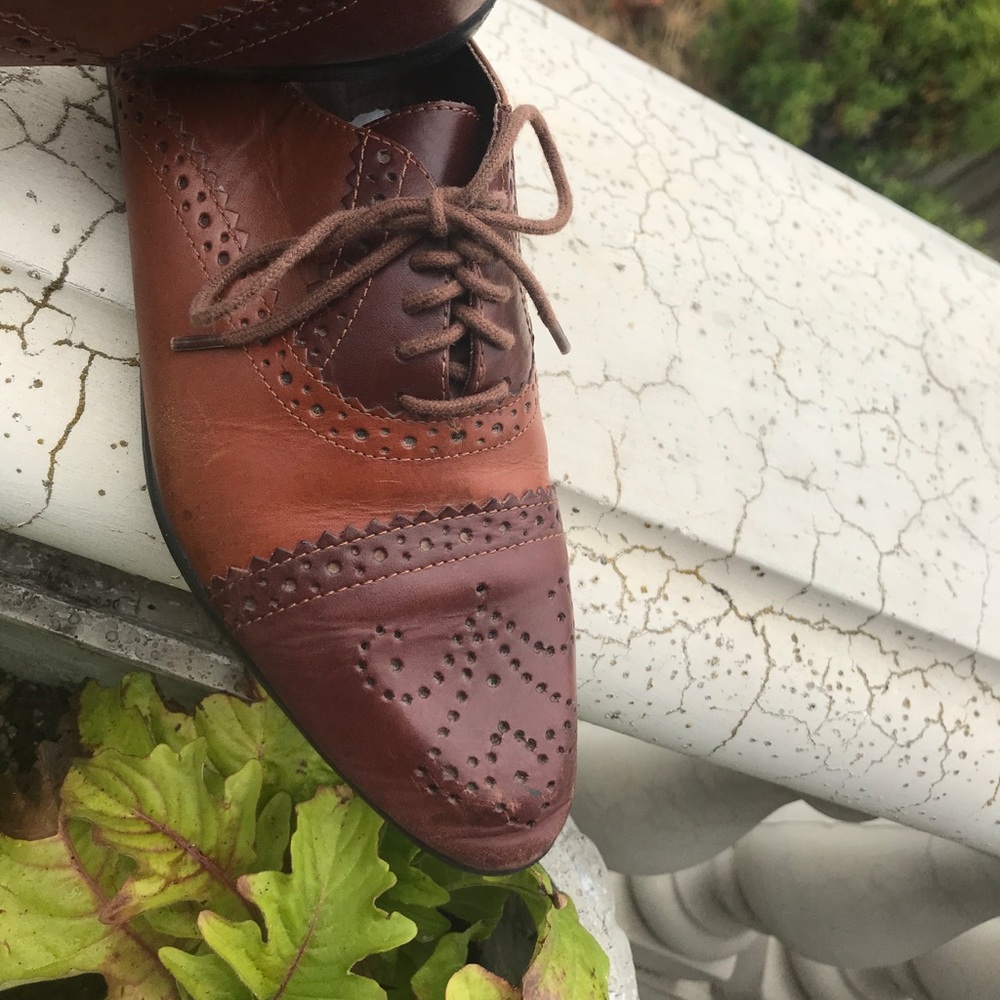 Shoes - Picture 5 of 5